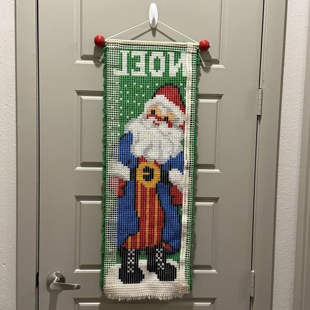 Vintage Christmas Latch Hook Wall Hanging Santa NOEL Banner Yarn Decor 30